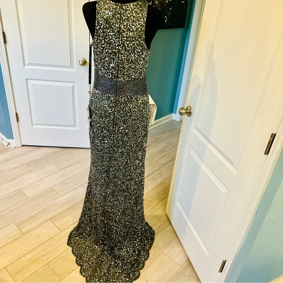 Mac Duggal Sequin V-Neck Empire Waist Sleeveless Gown Size 8 Charcoal NWT 4930 - Picture 6 of 15